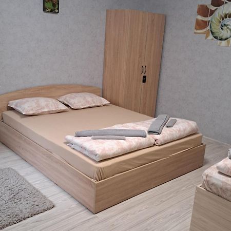 Къща Под Наем-Нощувки Targovishte  Exterior foto